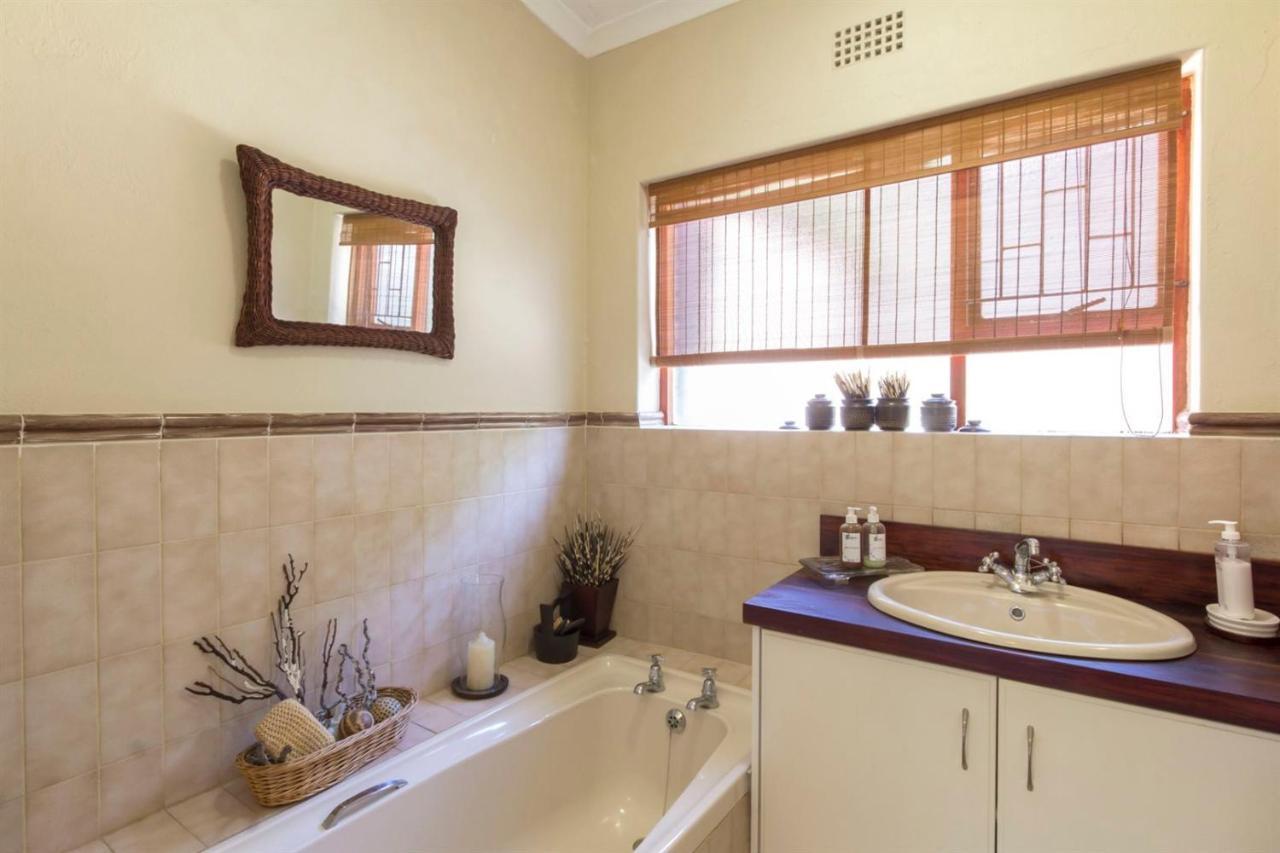 Harbourview Self Catering Apartment Gordons Bay Bagian luar foto